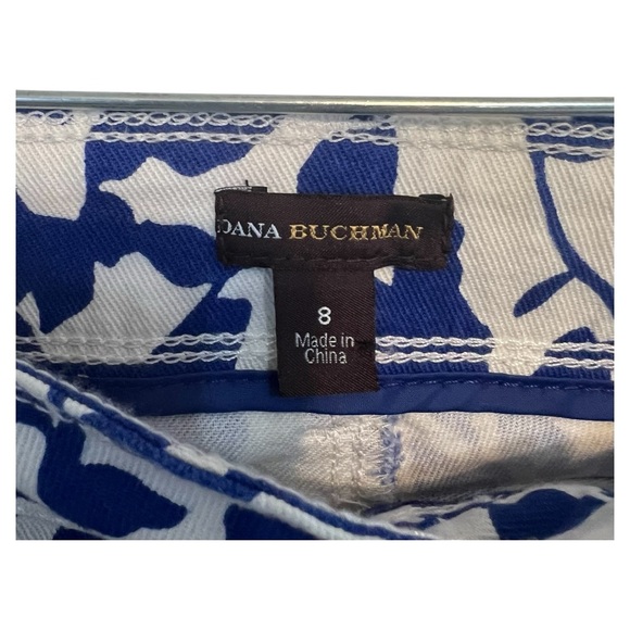 Dana Buchman Women’s White and Blue Floral Jeans Size 8 - Picture 3 of 4